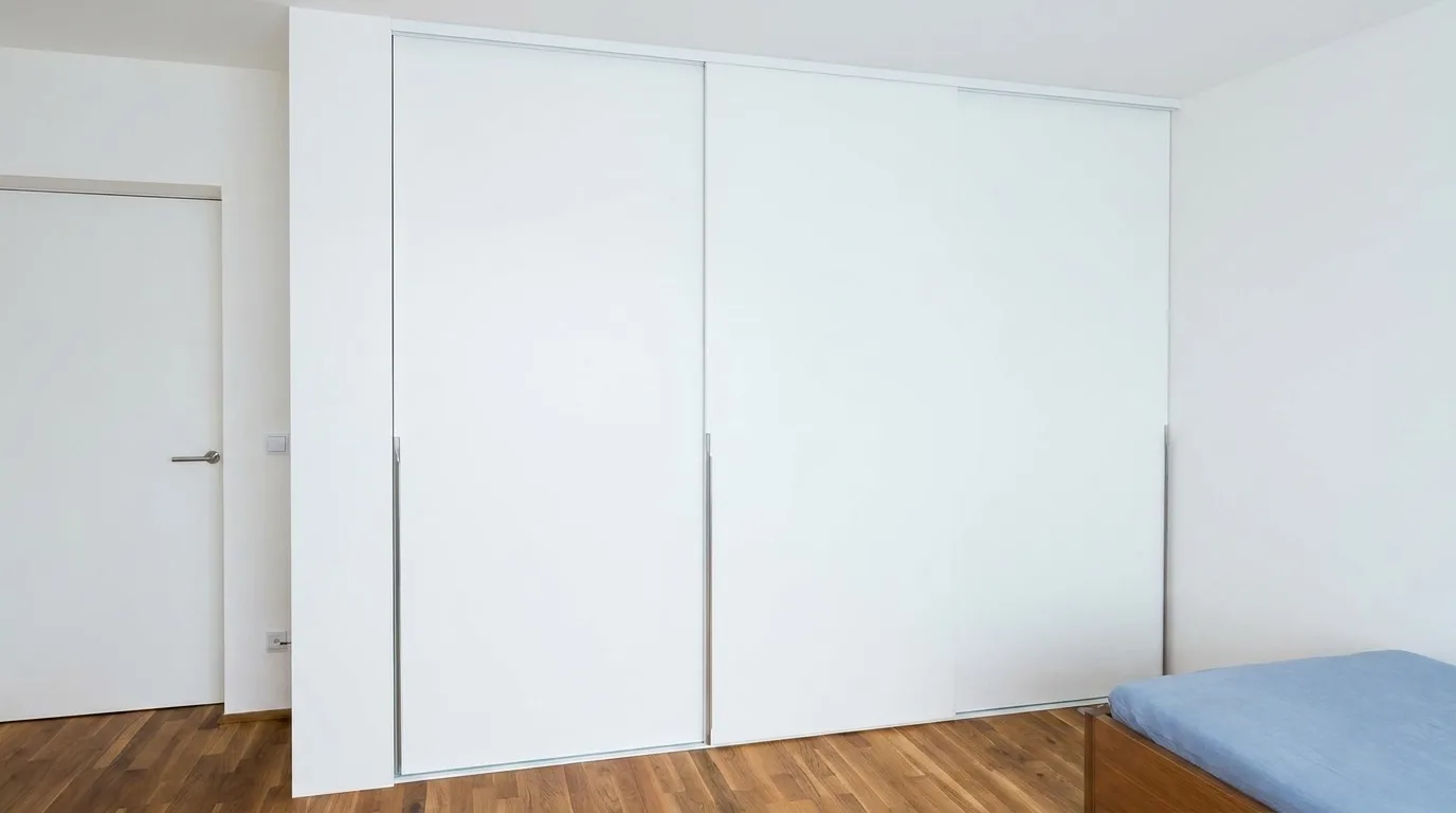 Vestavná skříň na míru – realizace 35 – Martin Kučera truhlář